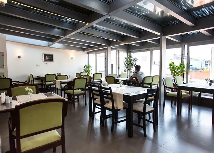 Nida Hotel City Center