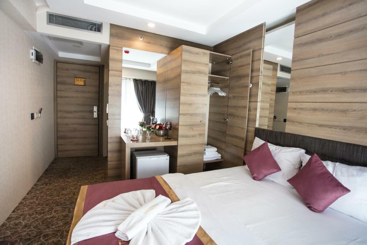 Hotel Nida Center 3*